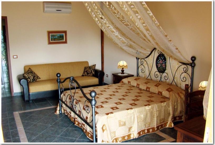 Agriturismo Ghiritina Francavilla di Sicilia Bilik gambar