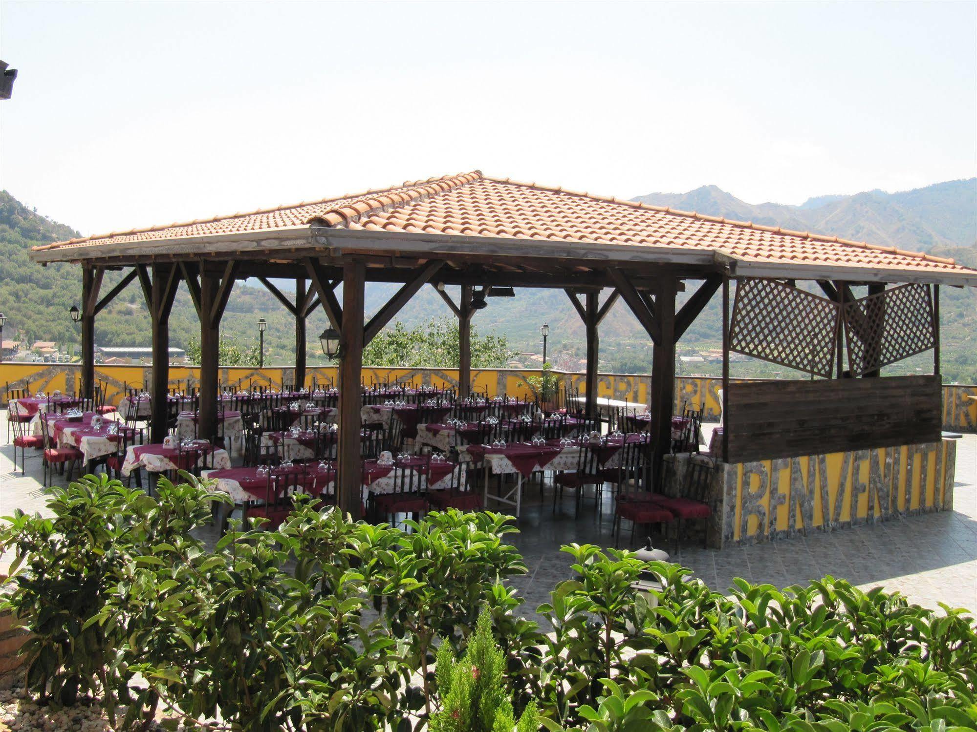 Agriturismo Ghiritina Francavilla di Sicilia Luaran gambar